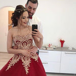 Afbeelding in Gallery-weergave laden, Wine Red Tulle Ball Gowns Wedding Dresses Gold Lace Appliques
