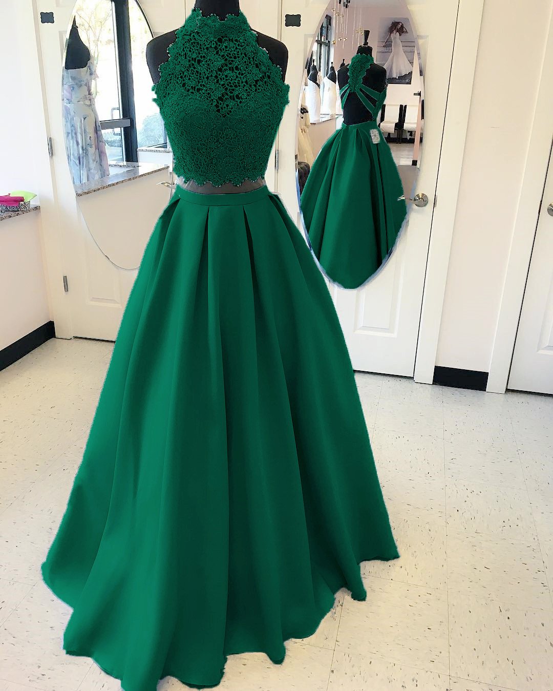 emerald-green-prom-gowns