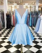 Afbeelding in Gallery-weergave laden, Light-Blue-Homecoming-Dresses-V-neck-Satin-Semi-Formal-Dress
