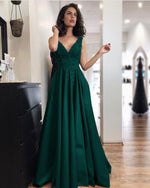 Load image into Gallery viewer, Emerald-Green-Bridesmaid-Dresses
