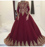 Afbeelding in Gallery-weergave laden, Gold Lace Appliques Burgundy Wedding Ball Gowns Dresses For Arabic Women
