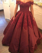 Cargar imagen en el visor de la galería, Burgundy Taffeta Wedding Ball Gown Dresses Lace Off The Shoulder
