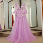 Afbeelding in Gallery-weergave laden, Lilac Tulle Long V Neck Puffy Sleeves Evening Dresses With Flower
