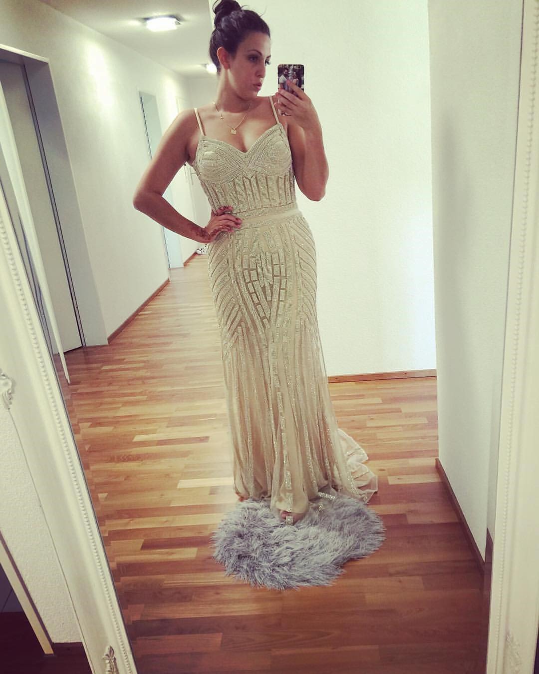 V Neck Long Tulle Mermaid Evening Dresses With Gold Beading