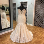 Afbeelding in Gallery-weergave laden, Crystal Beaded Sweetheart Lace Mermaid Wedding Gowns
