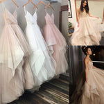 Afbeelding in Gallery-weergave laden, V Neck Organza Ruffles Princess Wedding Gowns 2017 Sexy
