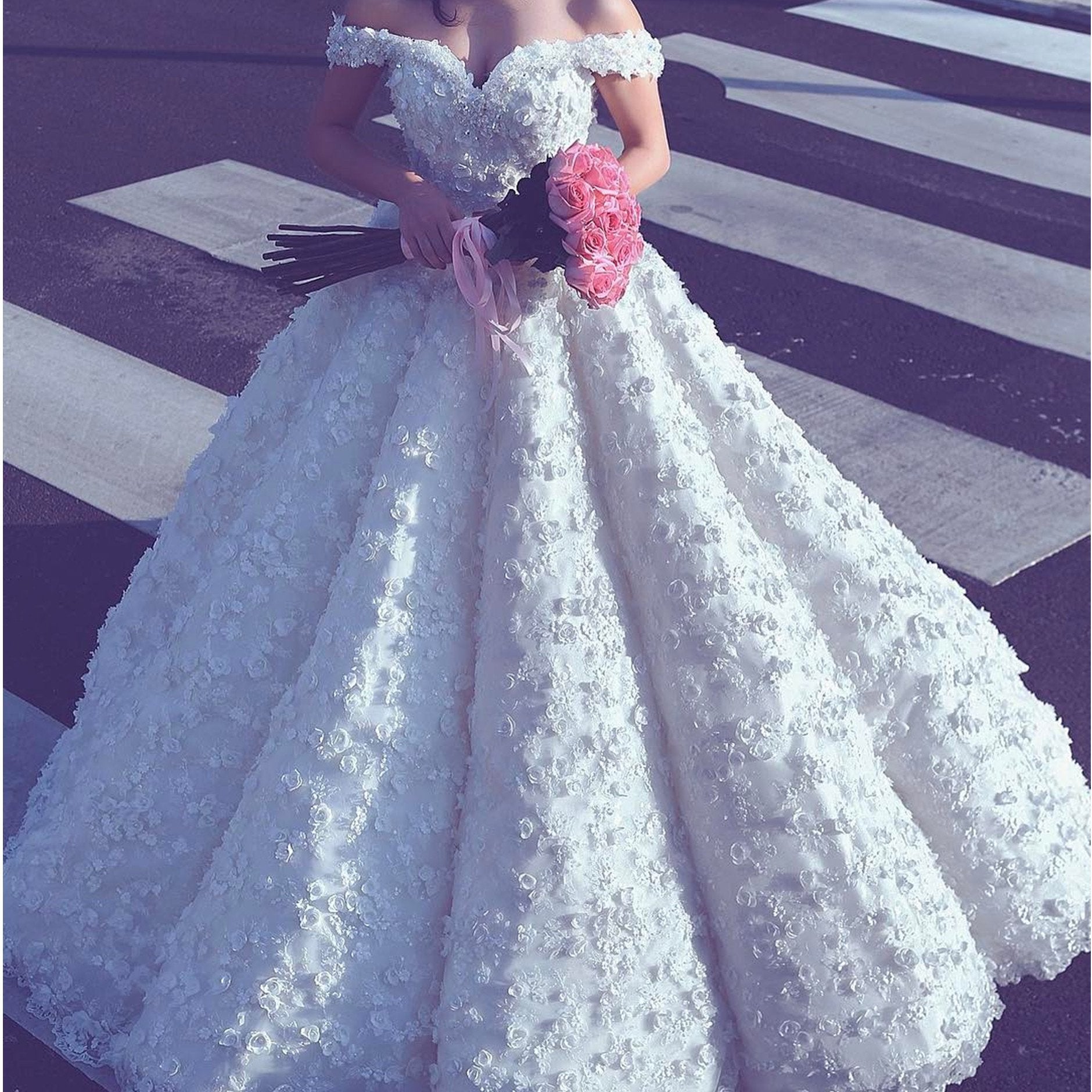 Romantic Lace Sweetheart Ball Gown Wedding Dresses Couture Wedding Gowns