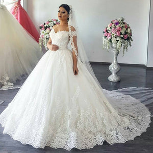 Vintage V-neck Off The Shoulder Lace Wedding Ball Gown Dresses 2018