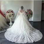 Cargar imagen en el visor de la galería, Vintage V-neck Off The Shoulder Lace Wedding Ball Gown Dresses 2018
