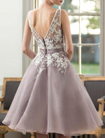 Load image into Gallery viewer, Tea-Length-Bridesmaid-Dresses
