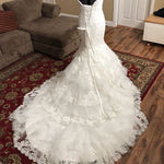 Afbeelding in Gallery-weergave laden, Romantic Sweetheart Bodice Corset Lace Mermaid Wedding Dress With Ruffles Skirt
