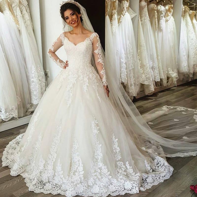 Vintage Lace Long Sleeves V Neck Wedding Dresses Ball Gowns 2017