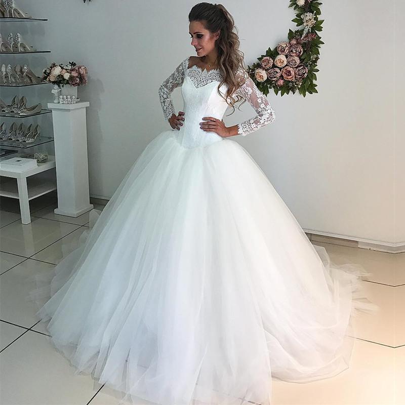 Vintage Lace Long Sleeves Tulle Ball Gowns Wedding Dresses