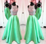 Afbeelding in Gallery-weergave laden, Unique Keyhole Back Long Satin Prom Dresses Ball Gowns Sequins And Beaded
