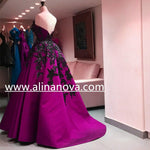 Cargar imagen en el visor de la galería, Black Embroidery Beaded Satin Strapless Ball Gowns Couture Evening Dress
