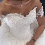 Load image into Gallery viewer, Lace Appliques Sweetheart Tulle Wedding Ball Gown Dresses With Removable Straps
