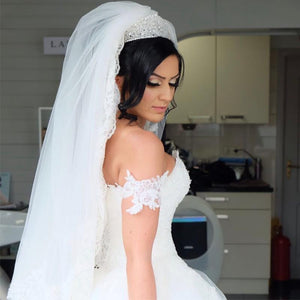 Lace Appliques Sweetheart Tulle Wedding Ball Gown Dresses With Removable Straps