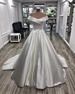 Load image into Gallery viewer, Satin Wedding Ball Gown Dresses 2020
