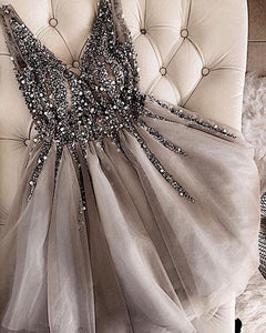 Luxurious Sequins Beaded V-neck Tulle Homecoming Dresses Short Party Dress