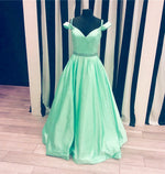 Cargar imagen en el visor de la galería, Off The Shoulder Satin Ball Gowns Prom Dresses 2017
