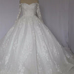 Cargar imagen en el visor de la galería, Off The Shoulder Royal Train Lace Wedding Dresses Ball Gowns 2018
