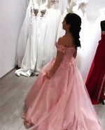 Load image into Gallery viewer, Pink Tulle Sweetheart Ball Gown Wedding Dresses Lace Off The Shoulder
