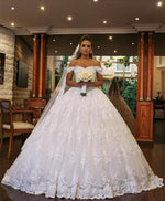 Cargar imagen en el visor de la galería, Royal Train Lace Wedding Dresses Ball Gowns Off-the-shoulder
