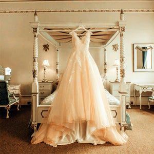 Amazing A Line V Neck Tulle Wedding Dresses Lace Appliques