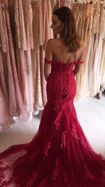 Cargar imagen en el visor de la galería, Charming Lace Off Shoulder Mermaid Evening Dresses
