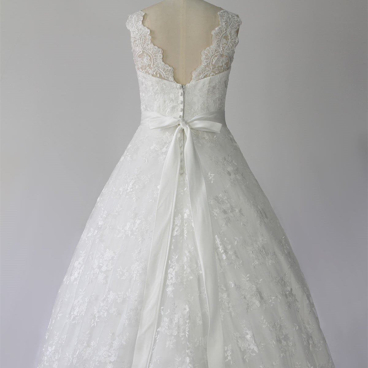 vintage cap sleeves v neck lace princess wedding dresses 2017