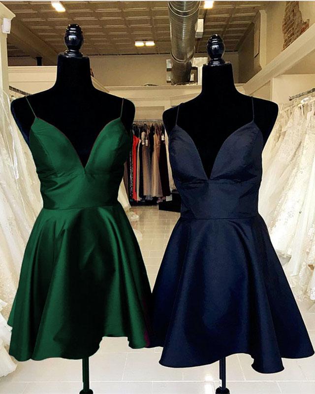Cute-Plunge-V-neck-Prom-Dresses-Short-Cocktail-Party-Dress