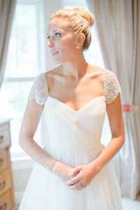 Rustic Style Long Chiffon Beach Wedding Dresses With Pearl Beading Cap Sleeves