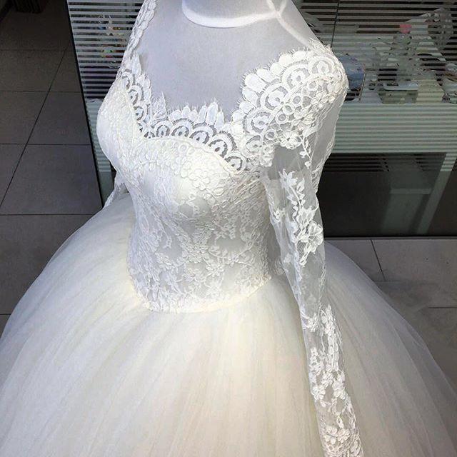 Lace Long Sleeves Wedding Dresses Ball Gowns