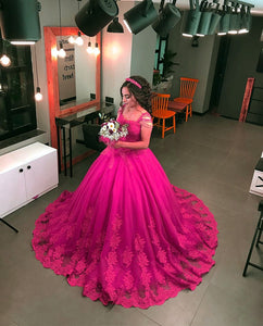 Red Lace Appliques Wedding Dresses Ball Gowns With Tassell