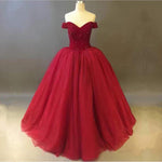 Cargar imagen en el visor de la galería, Bling Bling Crystal Beaded Bodice Corset Maroon Quinceanera Dresses Off The Shoulder
