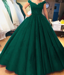Lace V-neck Off Shoulder Satin Ball Gown Quinceanera Dresses