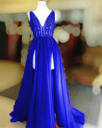 Cargar imagen en el visor de la galería, Long Tulle V-neck Prom Dresses Sequin Beaded Evening Gowns
