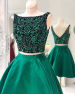 Load image into Gallery viewer, Green-Satin-Semi-Formal-Dress-Crystal-Beaded-Graduation-Dress-For-8th-Grade-Prom
