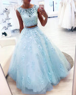 Afbeelding in Gallery-weergave laden, New Elegant Lace Appliques Ball Gowns Quinceanera Dresses Two Piece
