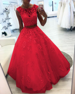 New Elegant Lace Appliques Ball Gowns Quinceanera Dresses Two Piece
