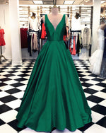 Load image into Gallery viewer, Emerald-Green-Dresses-Evening
