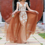 Load image into Gallery viewer, White Lace Appliques Champagne Tulle Mermaid Evening Dresses
