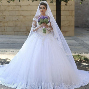 Vintage Lace Long Sleeves Tulle Ball Gowns Wedding Dresses