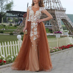 Afbeelding in Gallery-weergave laden, White Lace Appliques Champagne Tulle Mermaid Evening Dresses
