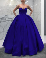 Afbeelding in Gallery-weergave laden, Royal-Blue-Wedding-Dress
