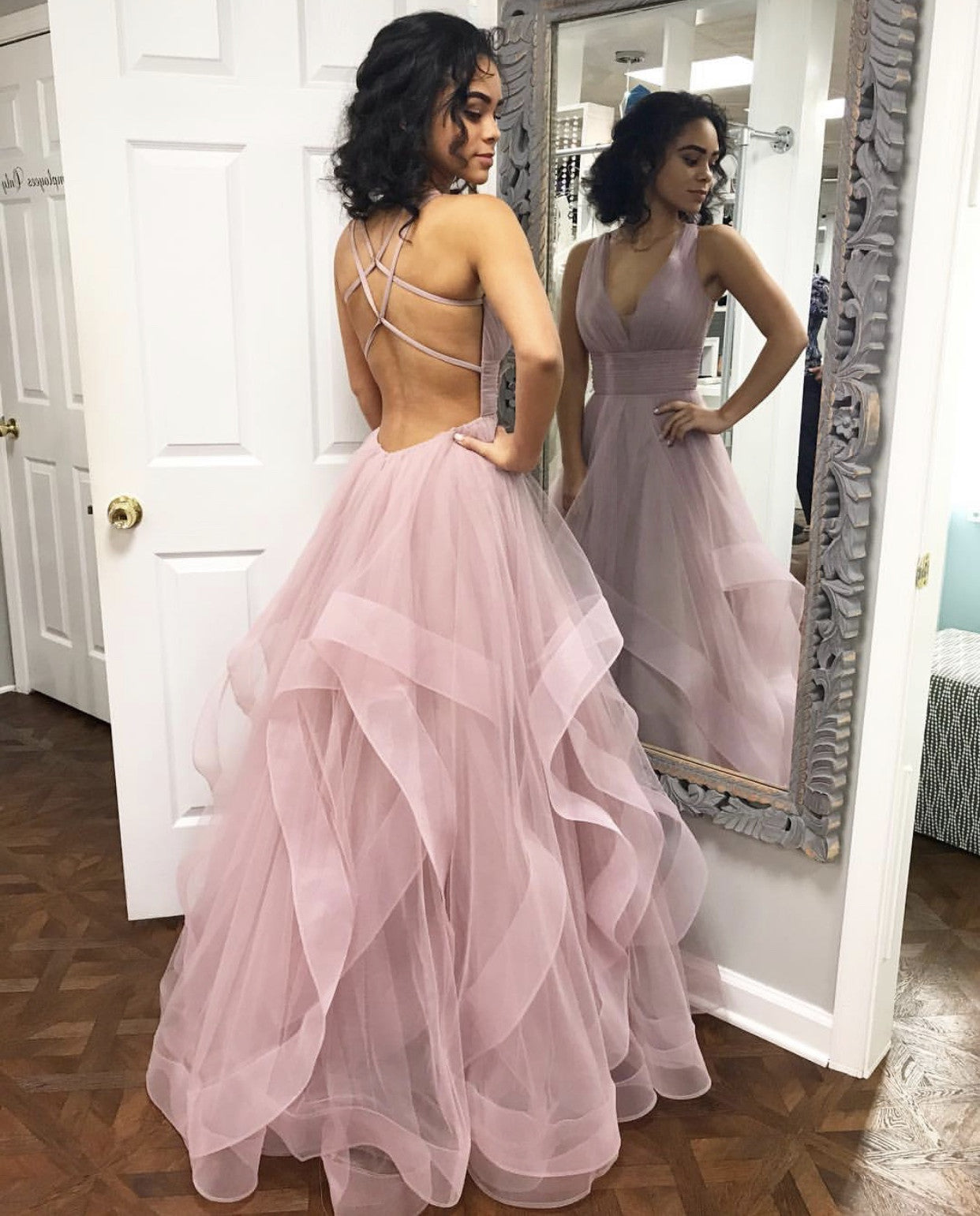 Sexy Deep V-neck Organza Ruffles Prom Dresses Ball Gowns