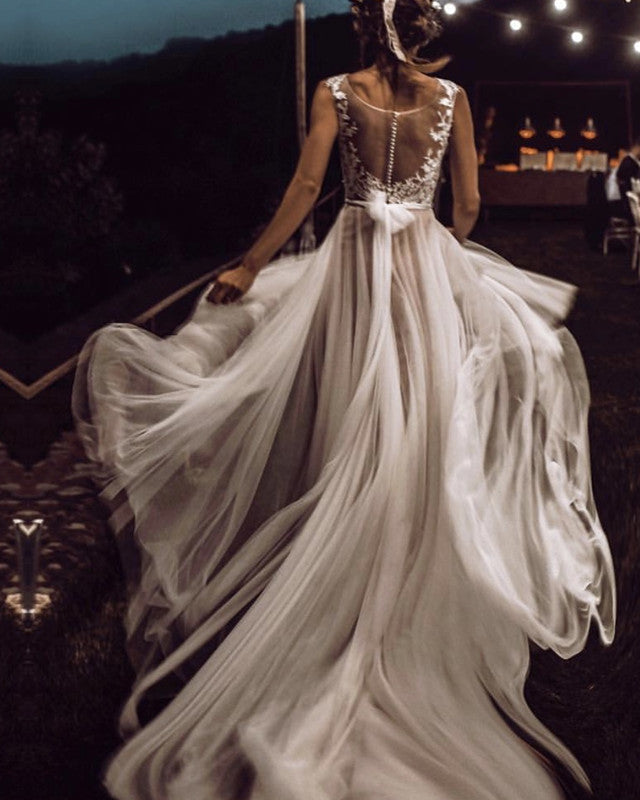 Tulle Bridal Gowns For Destination Weddings