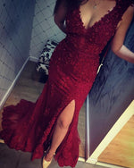 Afbeelding in Gallery-weergave laden, Burgundy Lace Evening Gown 2020
