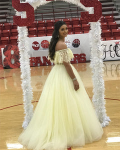 Prom-Gowns-Yellow