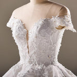 Cargar imagen en el visor de la galería, Vintage Lace Cap Sleeves Tulle Scoop Neck Wedding Dresses Ball Gowns 2018
